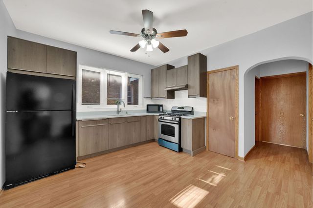 6238 S Massasoit Avenue 1, Chicago, IL 60638