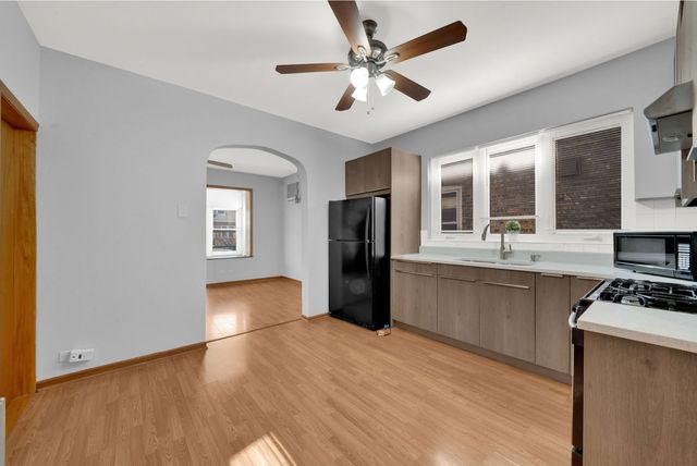 6238 S Massasoit Avenue 1, Chicago, IL 60638