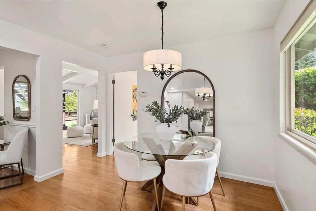 Image 12 of property listing at 216 Montclair Road, Los Gatos, CA 95032