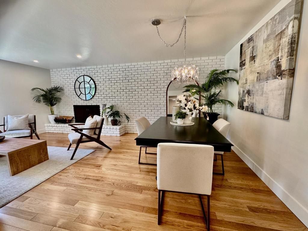Image 8 of property listing at 216 Montclair Road, Los Gatos, CA 95032