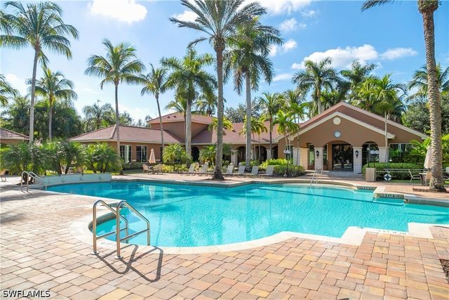 1105 Reserve CT 305, Naples, FL 34105