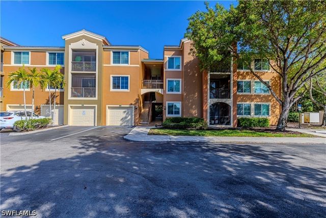 1105 Reserve CT 305, Naples, FL 34105