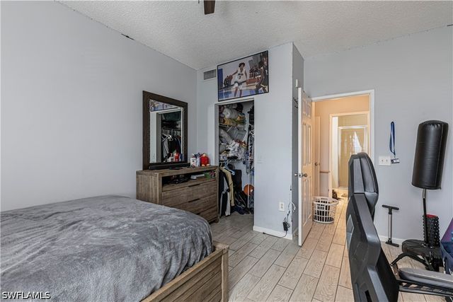 1105 Reserve CT 305, Naples, FL 34105