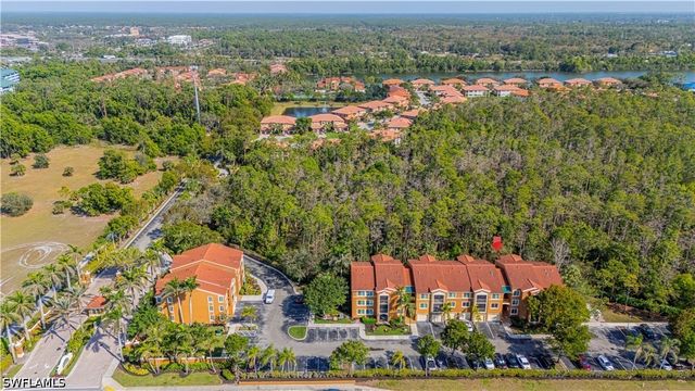 1105 Reserve CT 305, Naples, FL 34105