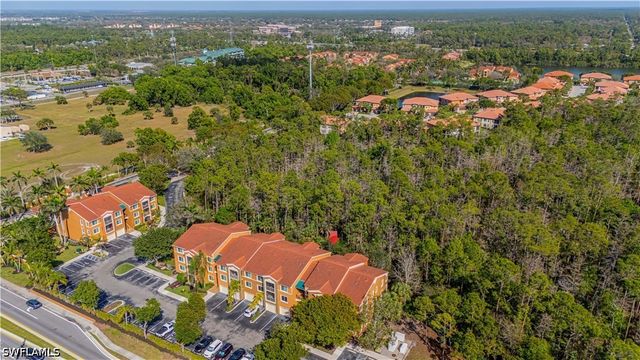 1105 Reserve CT 305, Naples, FL 34105