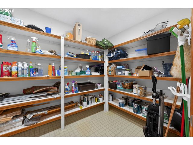 21900 Se LAGENE St, Damascus, OR 97089