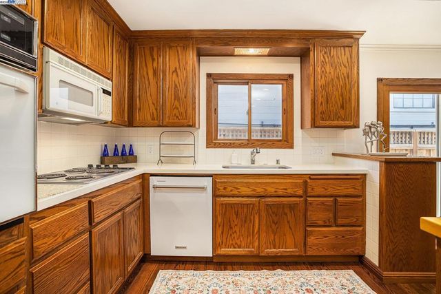 3286 San Jose, Alameda, CA 94501