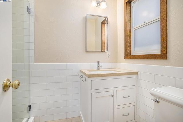 3286 San Jose, Alameda, CA 94501