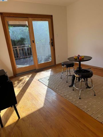 3286 San Jose, Alameda, CA 94501