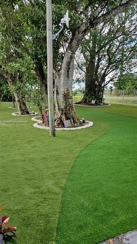 17575 SW 280th St, Homestead, FL 33031