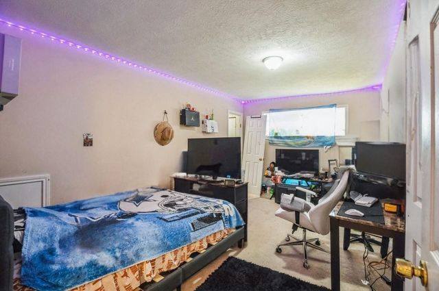 627 Baywood Street, La Porte, TX 77571