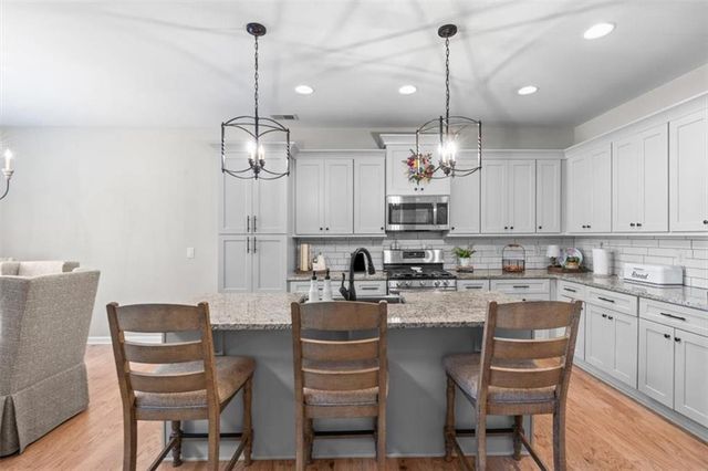 16 Ivy Stone Court SE, Cartersville, GA 30120