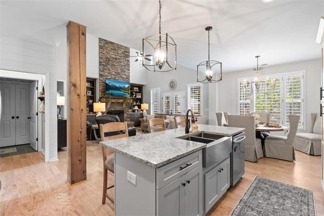 16 Ivy Stone Court SE, Cartersville, GA 30120