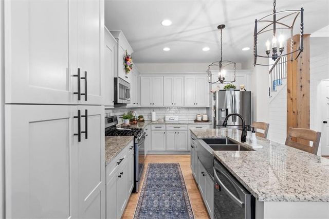 16 Ivy Stone Court SE, Cartersville, GA 30120