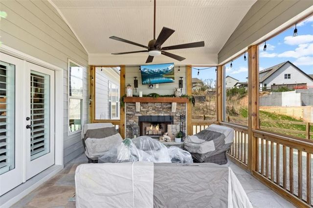 16 Ivy Stone Court SE, Cartersville, GA 30120