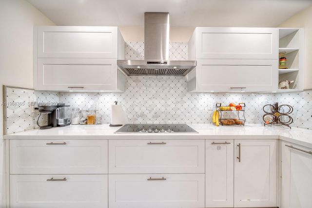 8245 SW 149th Dr, Palmetto Bay, FL 33158