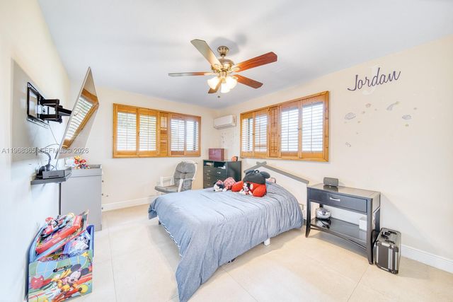 8245 SW 149th Dr, Palmetto Bay, FL 33158