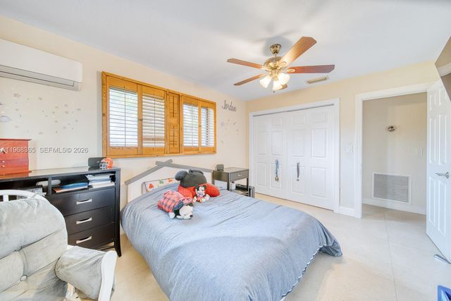 8245 SW 149th Dr, Palmetto Bay, FL 33158