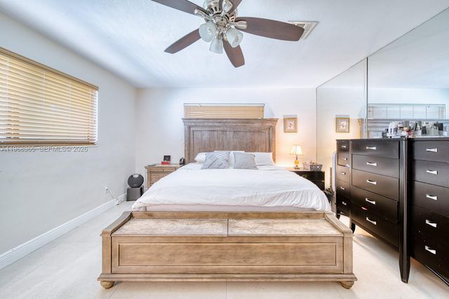 8245 SW 149th Dr, Palmetto Bay, FL 33158