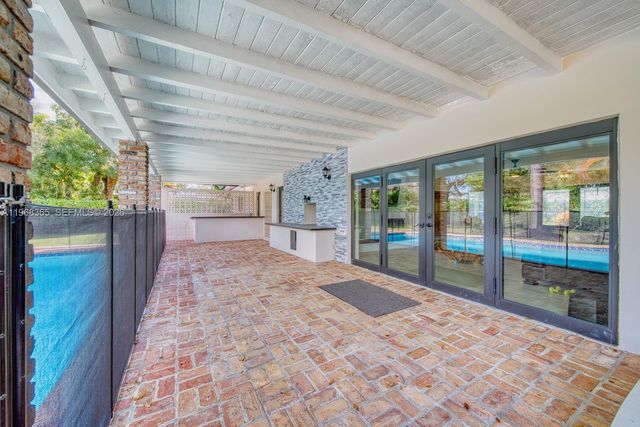 8245 SW 149th Dr, Palmetto Bay, FL 33158