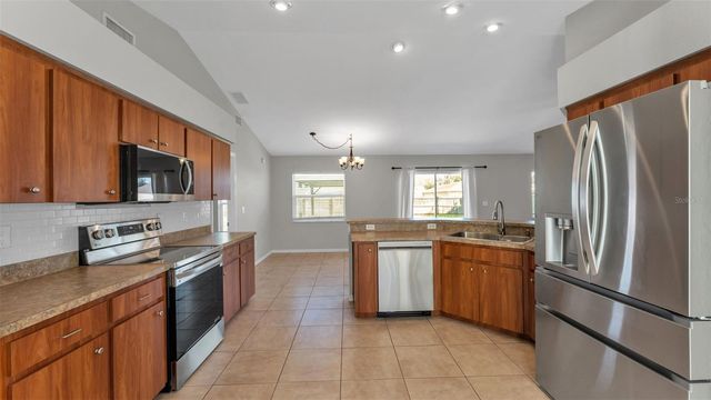 4639 GREAT BLUE HERON DRIVE, Lakeland, FL 33812