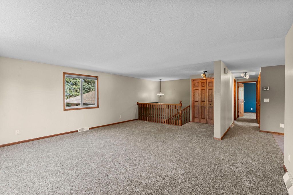 302 Jennifer Lane, Jordan, MN 55352 — photo 5