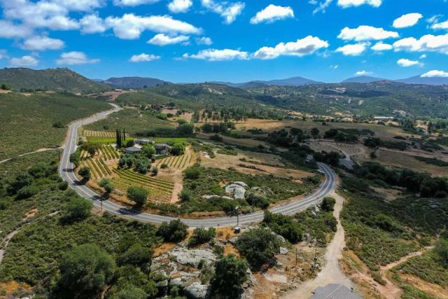 25561 E Old Julian Highway, Ramona, CA 92065