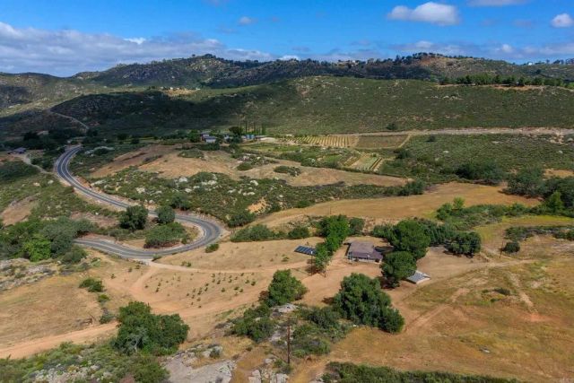 25561 E Old Julian Highway, Ramona, CA 92065