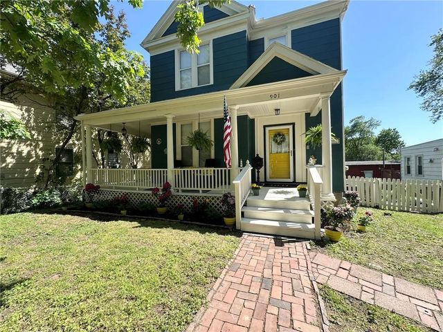 901 W White Oak Street, Independence, MO 64050