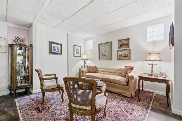 901 W White Oak Street, Independence, MO 64050