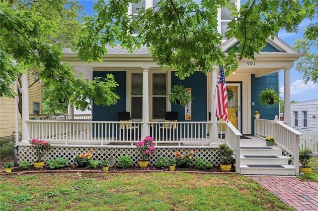 901 W White Oak Street, Independence, MO 64050