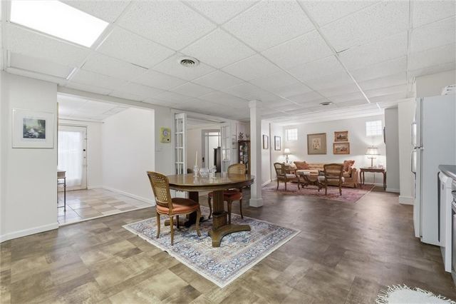 901 W White Oak Street, Independence, MO 64050