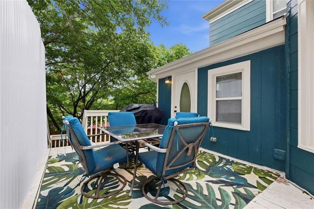 901 W White Oak Street, Independence, MO 64050