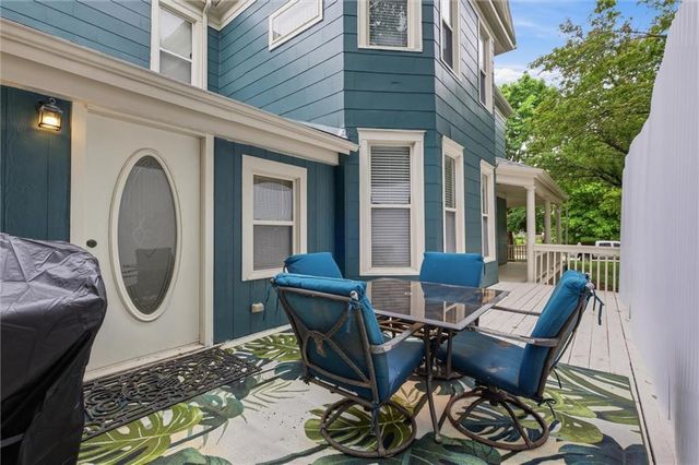 901 W White Oak Street, Independence, MO 64050
