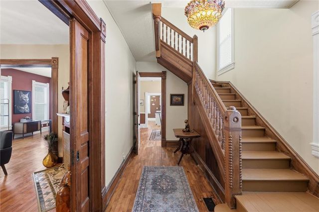 901 W White Oak Street, Independence, MO 64050