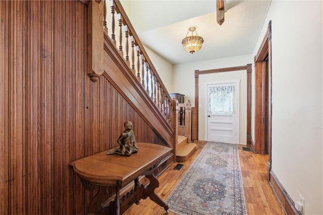 901 W White Oak Street, Independence, MO 64050