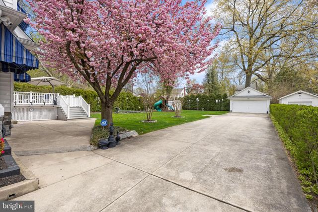 4656 LEXINGTON AVE, Pennsauken, NJ 08109