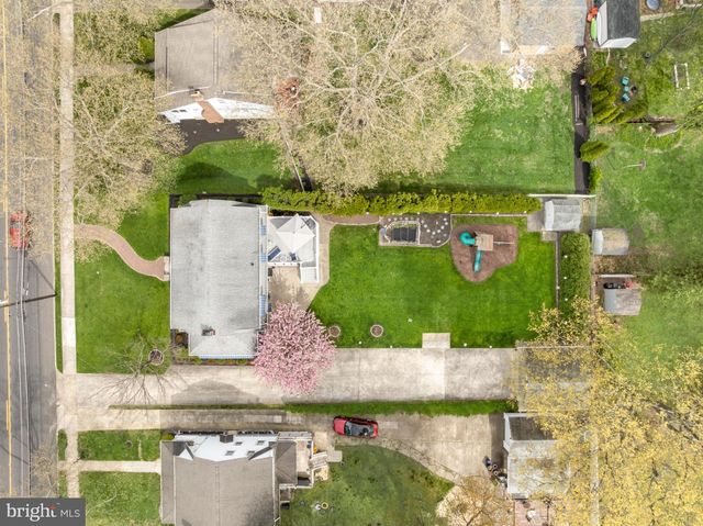 4656 LEXINGTON AVE, Pennsauken, NJ 08109