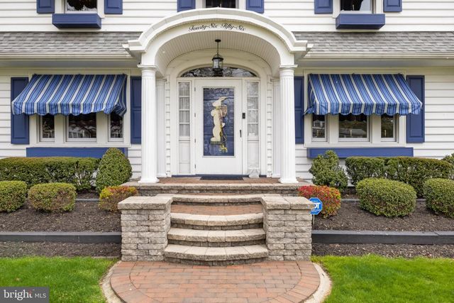 4656 LEXINGTON AVE, Pennsauken, NJ 08109