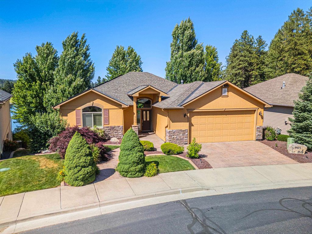 905 E Lakeview Ln, Spokane, WA 99208