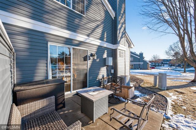 1775 Donegal Drive 7, Woodbury, MN 55125