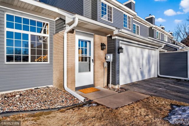 1775 Donegal Drive 7, Woodbury, MN 55125