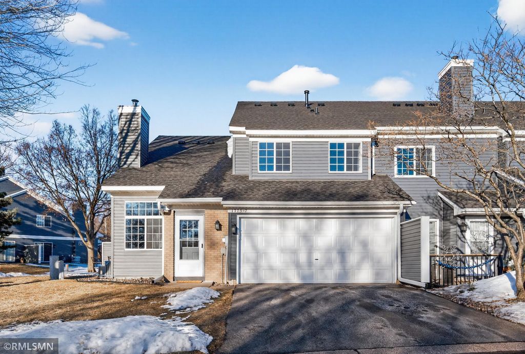 1775 Donegal Drive 7, Woodbury, MN 55125
