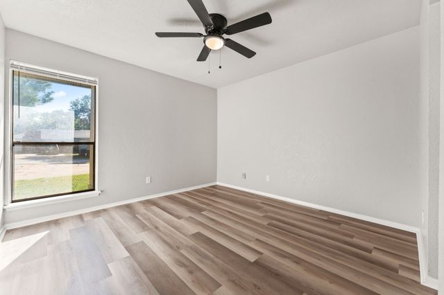 2512 Windy Pine Lane, Arlington, TX 76015