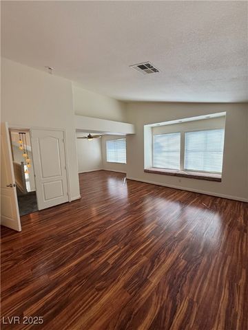 5148 Forest Oaks Drive, Las Vegas, NV 89149