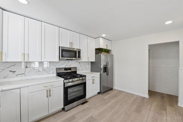 1524 Adams Road, Mt Healthy, OH 45231