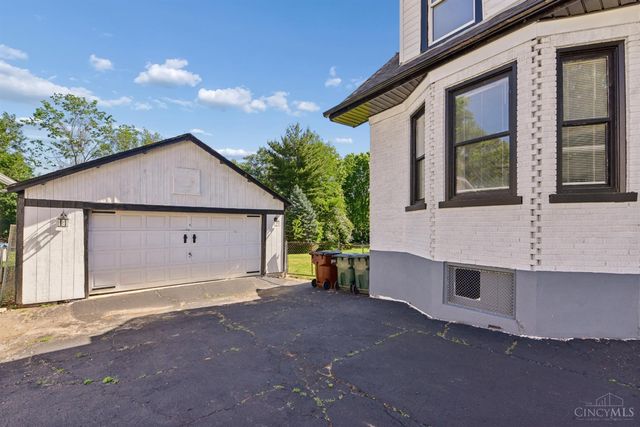 1524 Adams Road, Mt Healthy, OH 45231
