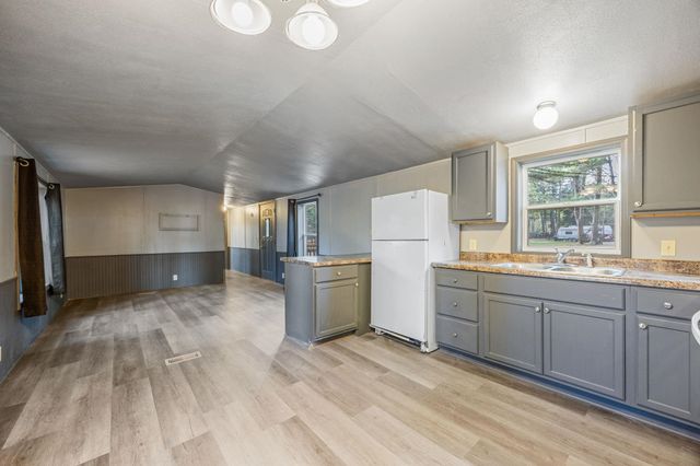 8401 Independence Avenue Lot: 33, Cadillac, MI 49601