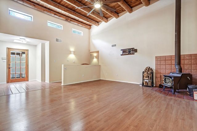 31 Mangham Court, Peralta, NM 87042