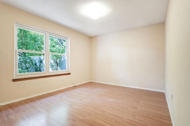 31 Mangham Court, Peralta, NM 87042